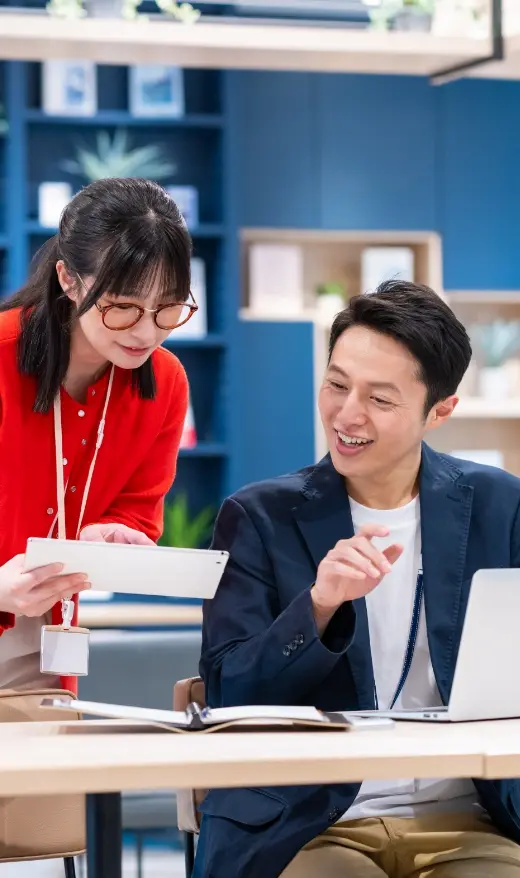 安定収入を得ながら働くエンジニアのイメージ